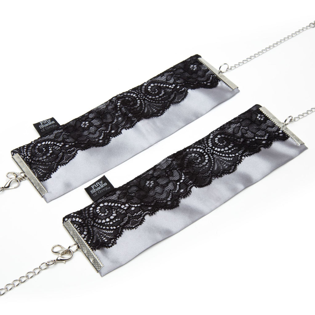 Fifty Shades Of Grey - Spitzen-Fesseln aus Satin